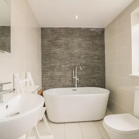 The Bolthole Holiday home